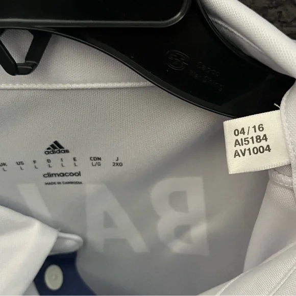 【正規17-18 Real Madrid  L/S BALE #11】 Men's Authentic Real Madrid 2016/17 Home Jersey Size L #11 Bale